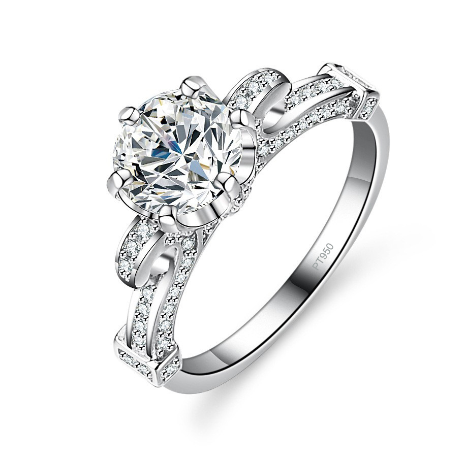 Lumira Classic Six-Prong 1 Car - Moissanite Engagement Ring 1 Carat recension och pris