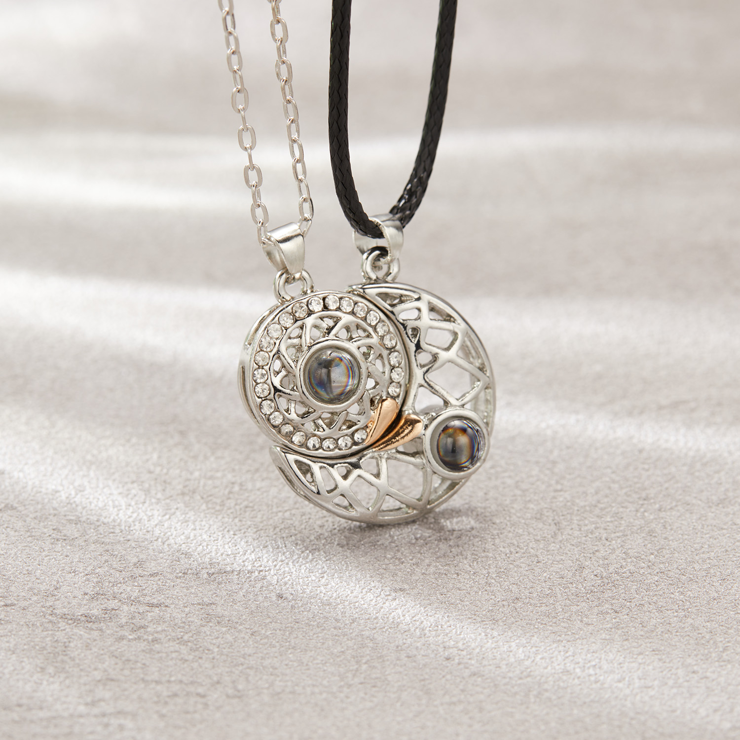 Romantic Magnetic Sun Moon Cou - Magnetic Couple Matching Necklaces recension och pris