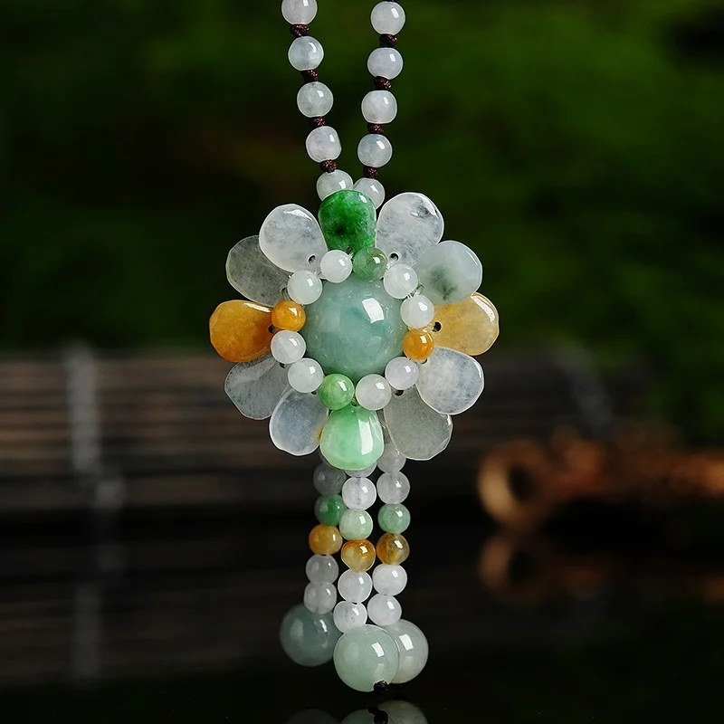 Certified Burmese Jade Sunflow - Necklaces recension och pris