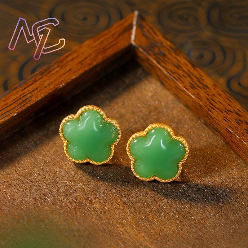 Green Natural Jade Clover Earr - Earrings recension och pris