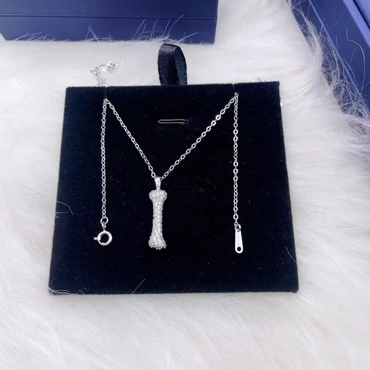 Upgraded version! Wang Yibo's  - Anime Pendant Necklace recension och pris
