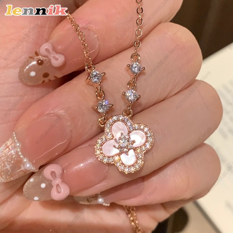 Pink Shell Necklace, Four Leaf - Layered Pendant Necklace Aesthetic recension och pris