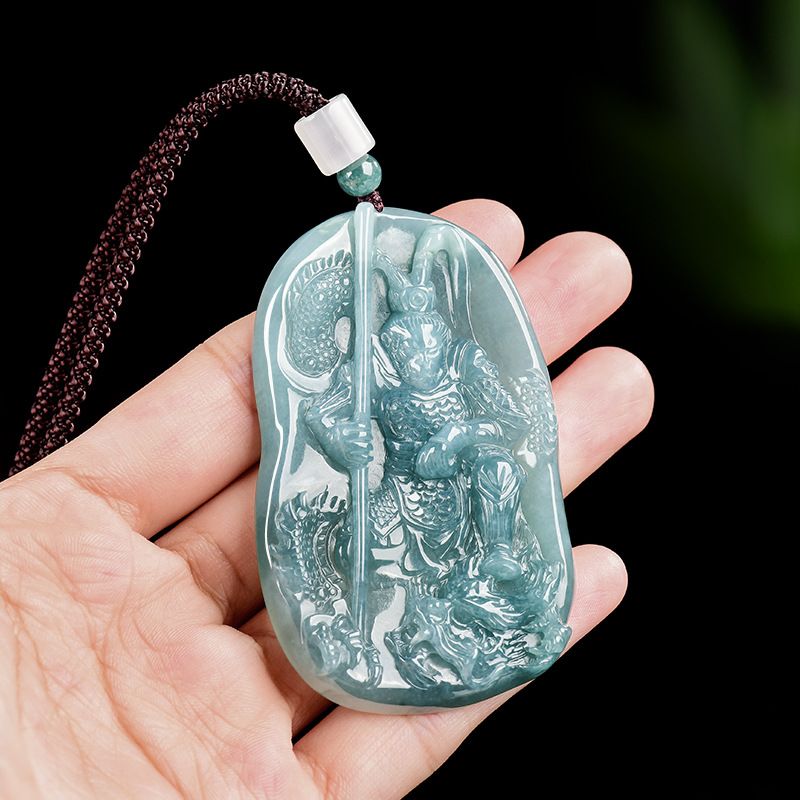 Burmese Jadeite Monkey King Pe - Necklaces recension och pris